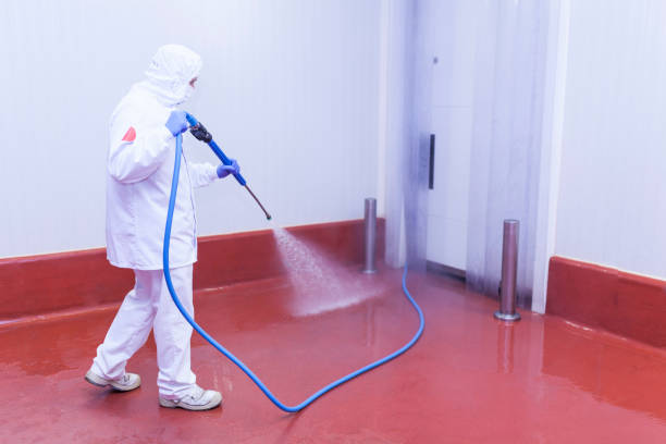 Best Animal Enclosure Cleaning  in , LA